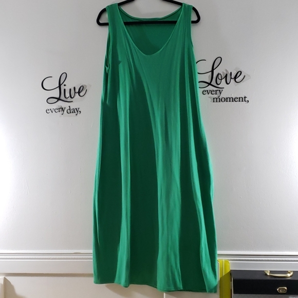 Ashfro Dresses & Skirts - Green tank top plus maxi dress - 215